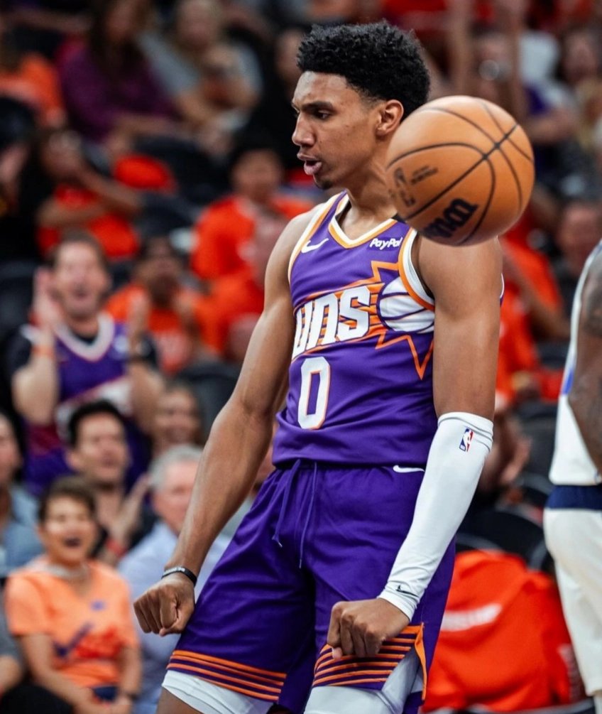 九游登录入口-菲尼克斯太阳训练开放日，冲刺阶段防线松动引欢呼，法国杯在即，临场指挥获称赞