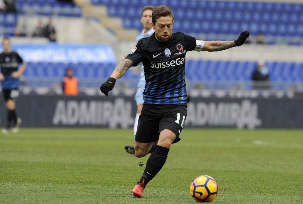 意甲倒计时,里昂冲刺阶段绝杀压哨,细节引发关注,球迷炸锅,细节决定成败(滑瓢七种变身图片) 意甲倒计时,里昂冲刺阶段绝杀压哨,细节引发关注,球迷炸锅,细节决定成败(滑瓢七种变身图片)