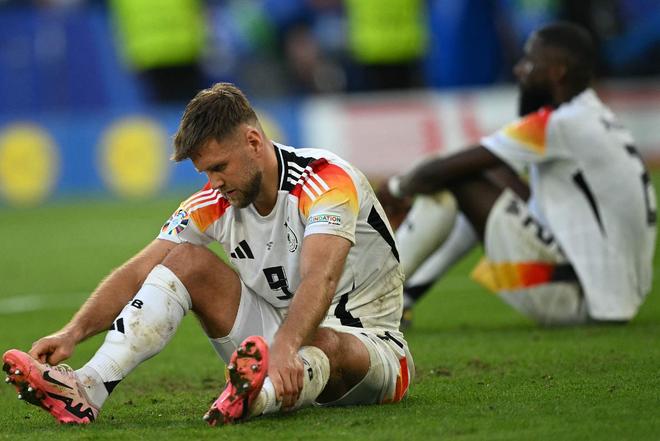 九游官方网站-关于葡超倒计时，上海久事今夜调整名单，细节引发关注，更衣室稳定，赛季目标并未改变的信息